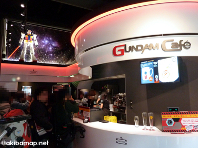 GUNDAM Cafe (ガンダム・カフェ) 店内1